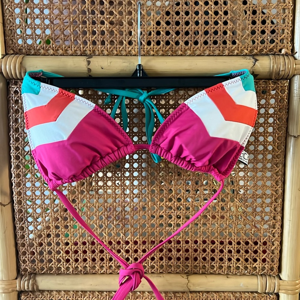 Becca Swim Top Size M